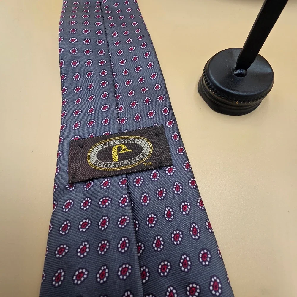 Bert Pulitzer Mens Silk Tie Blue Red Medallion Geometric Pattern Classic Formal